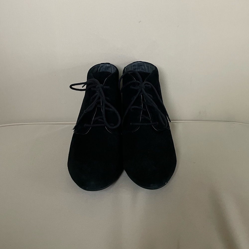 Gently Used Vionic Black Wedge Booties - image 4